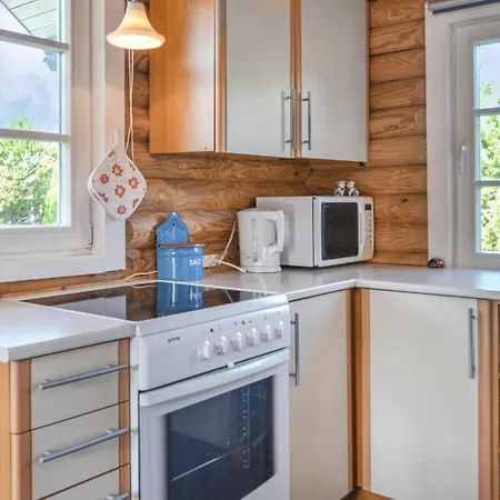 Two-bedroom In Semesterbostad *