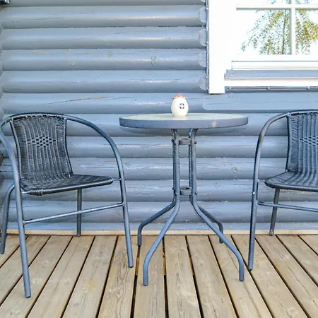 1 Bedroom Stunning Home In Hovborg